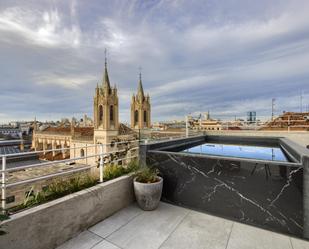 Terrassa de Apartament de lloguer en  Madrid Capital amb Aire condicionat, Terrassa i Piscina