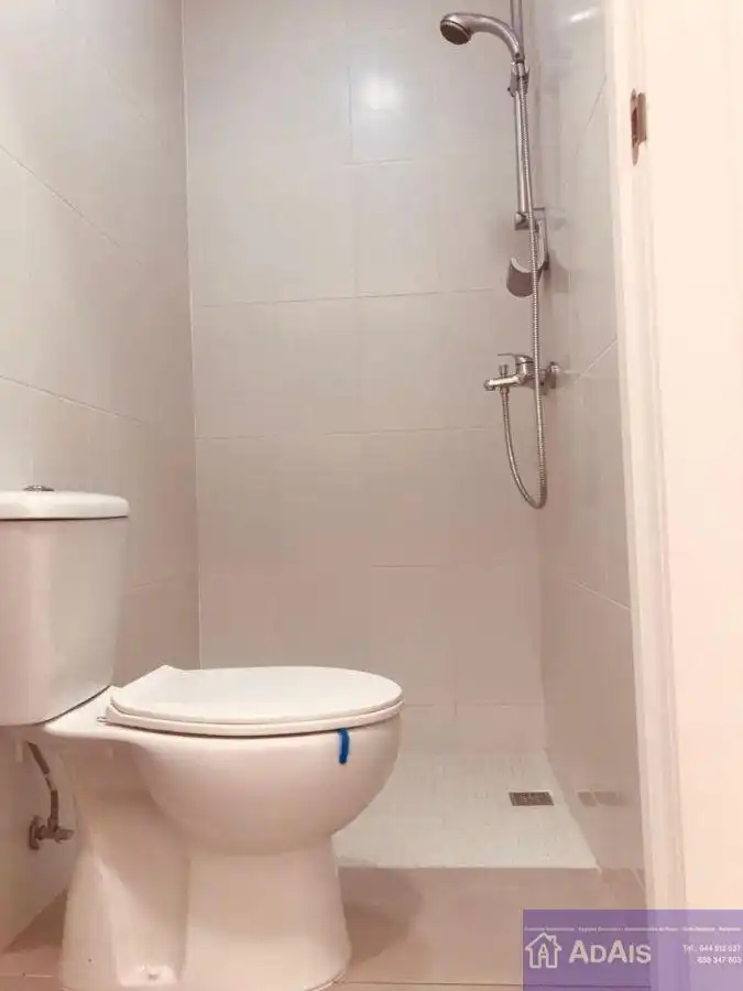 Baño de Planta baja en venta en Gandia con Aire acondicionado, Calefacción y Amueblado