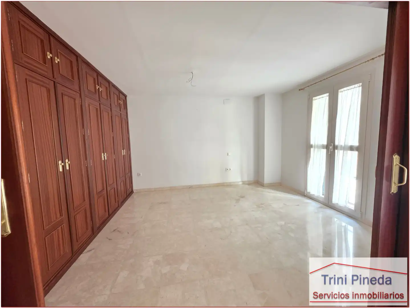 Wohnzimmer von Wohnung zum Verkauf in Sevilla mit Ofen und Waschmaschine