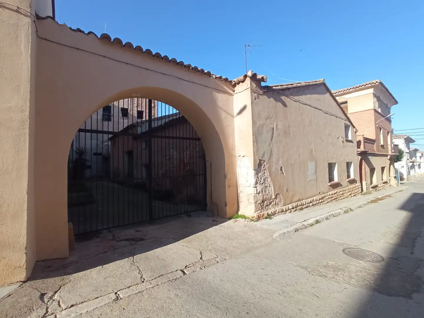 Casa adosada en venda a Calle Constitución Española, 26, Belchite