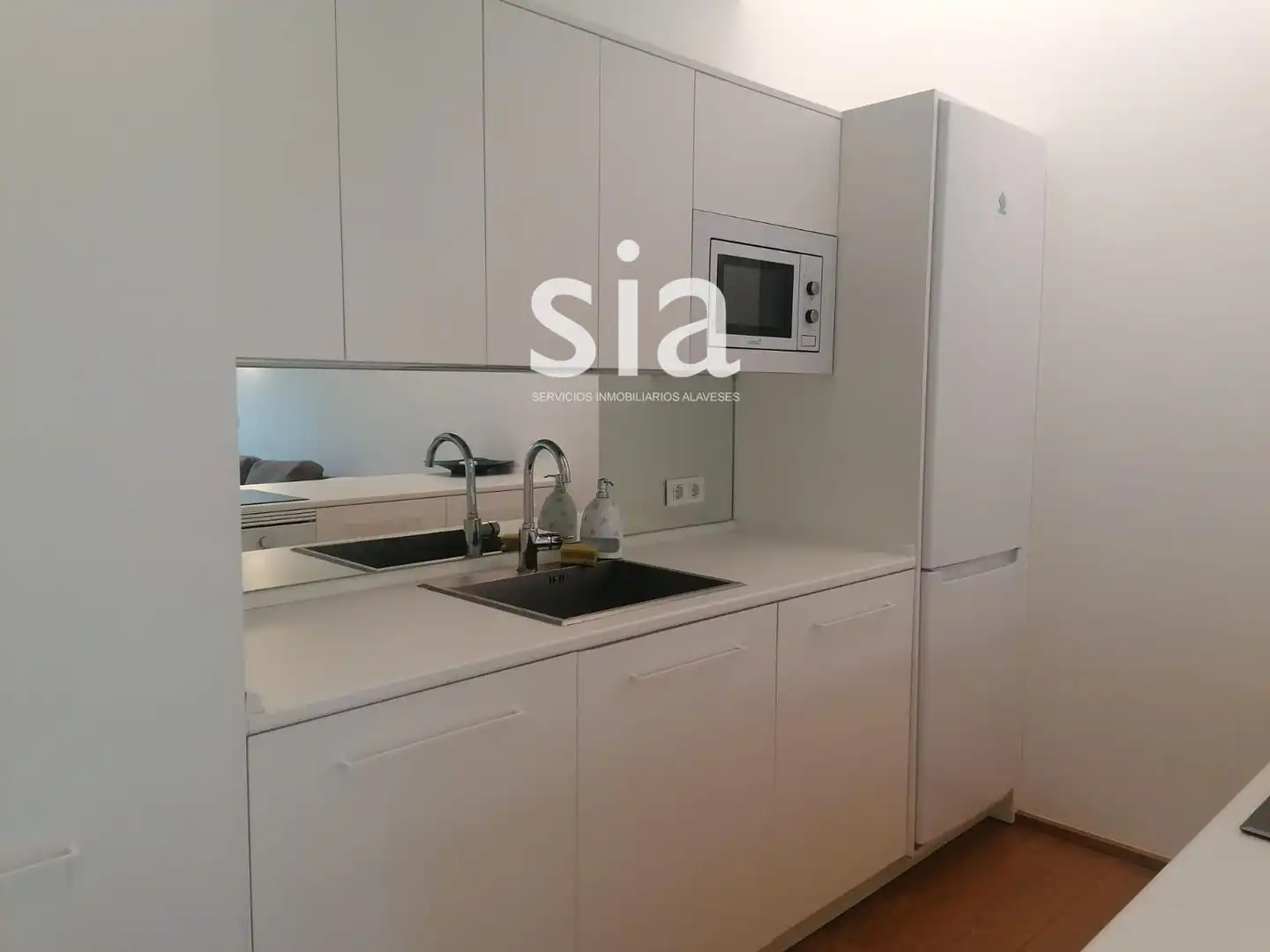 Piso de alquiler en Los Buesa, Mendizorrotza - Armentia