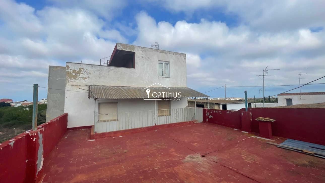 Exterior view of Building for sale in Massamagrell