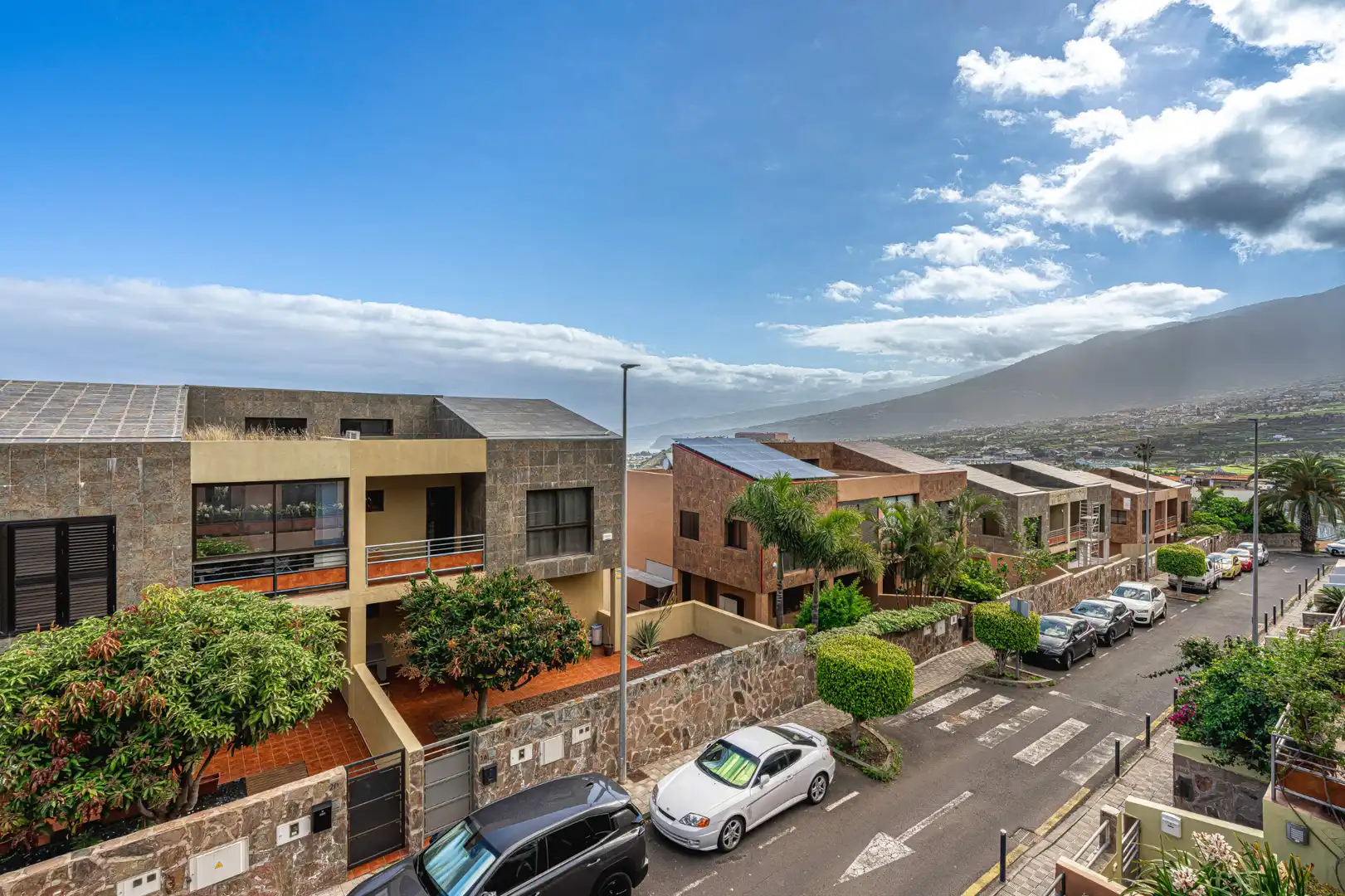 Exterior view of Detached homes for sale in Los Realejos  with Parquet flooring, Terrace and Storage room