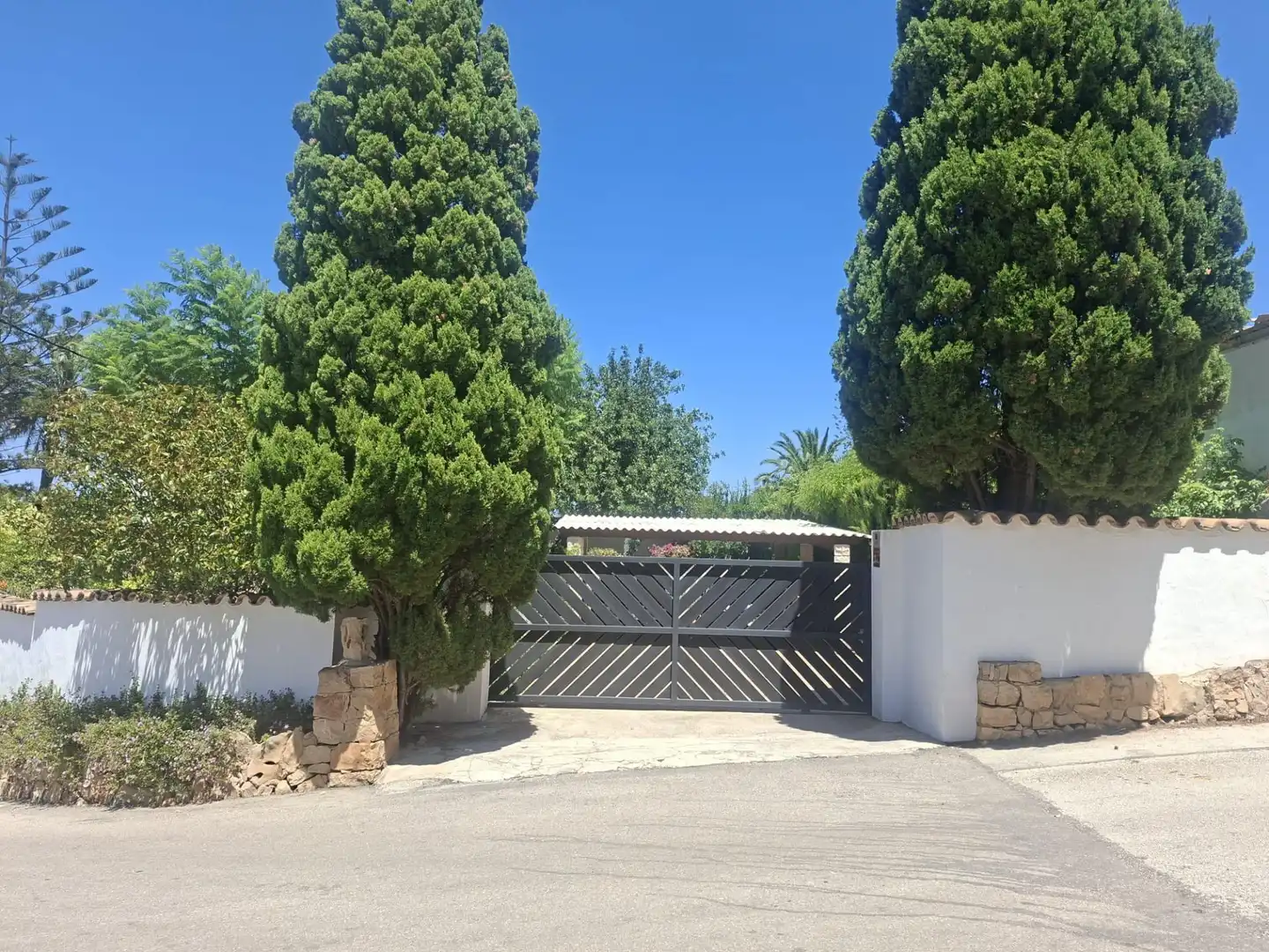 Exterior view of Houses for sale in Dénia