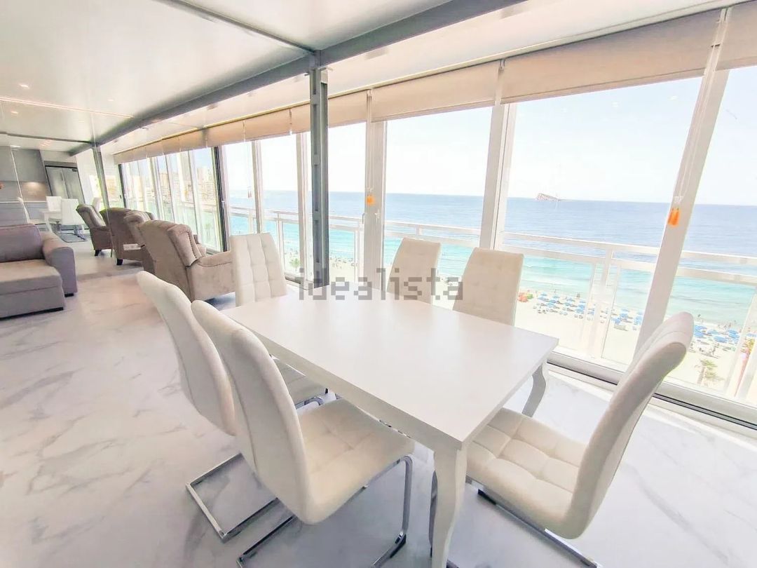 Menjador de Pis en venda en Benidorm amb Terrassa