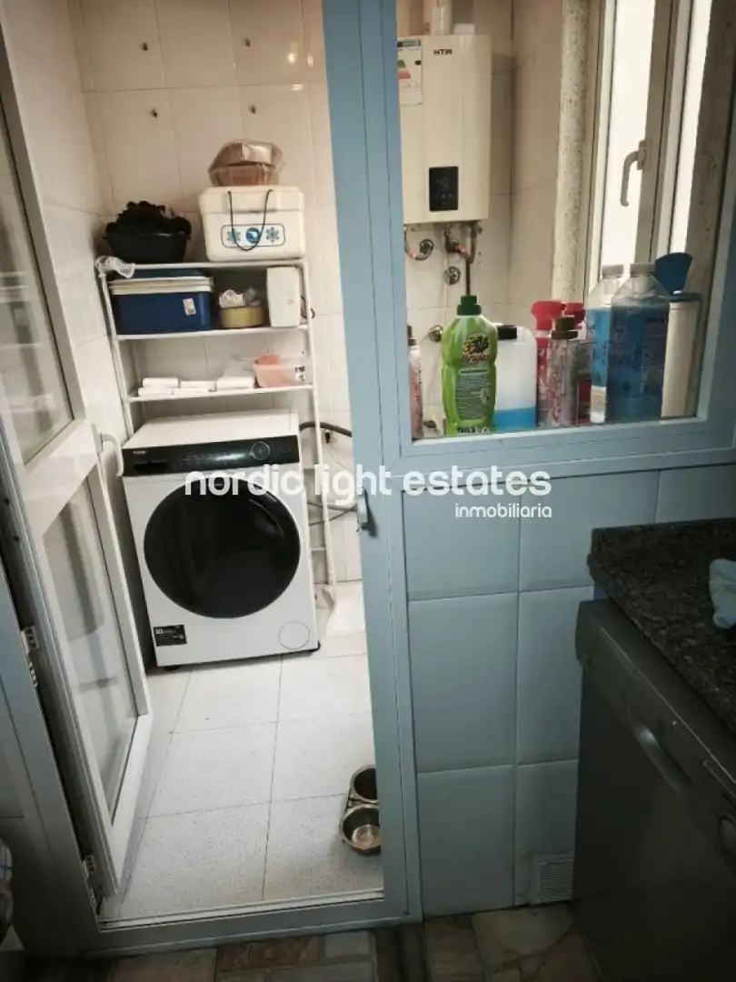 Vista exterior de Piso en venta en Málaga con Terraza, Trastero y Piscina