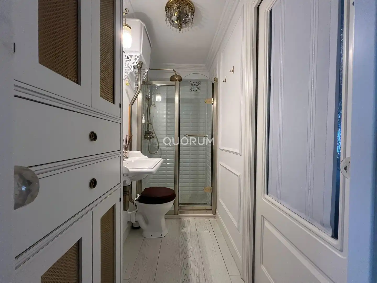 Baño de Piso de alquiler en Bilbao  con Calefacción, Terraza y Amueblado