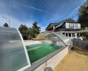 Piscina de Casa o xalet en venda en Valdemorillo amb Aire condicionat, Calefacció i Jardí privat