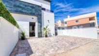 Exterior view of Single-family semi-detached for sale in Santa Pola  with Air Conditioner and Terrace