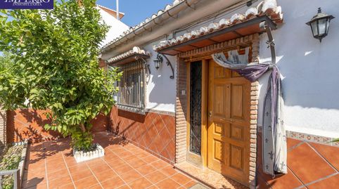 Foto 2 de Casa o xalet en venda a La Zubia Ciudad, La Zubia