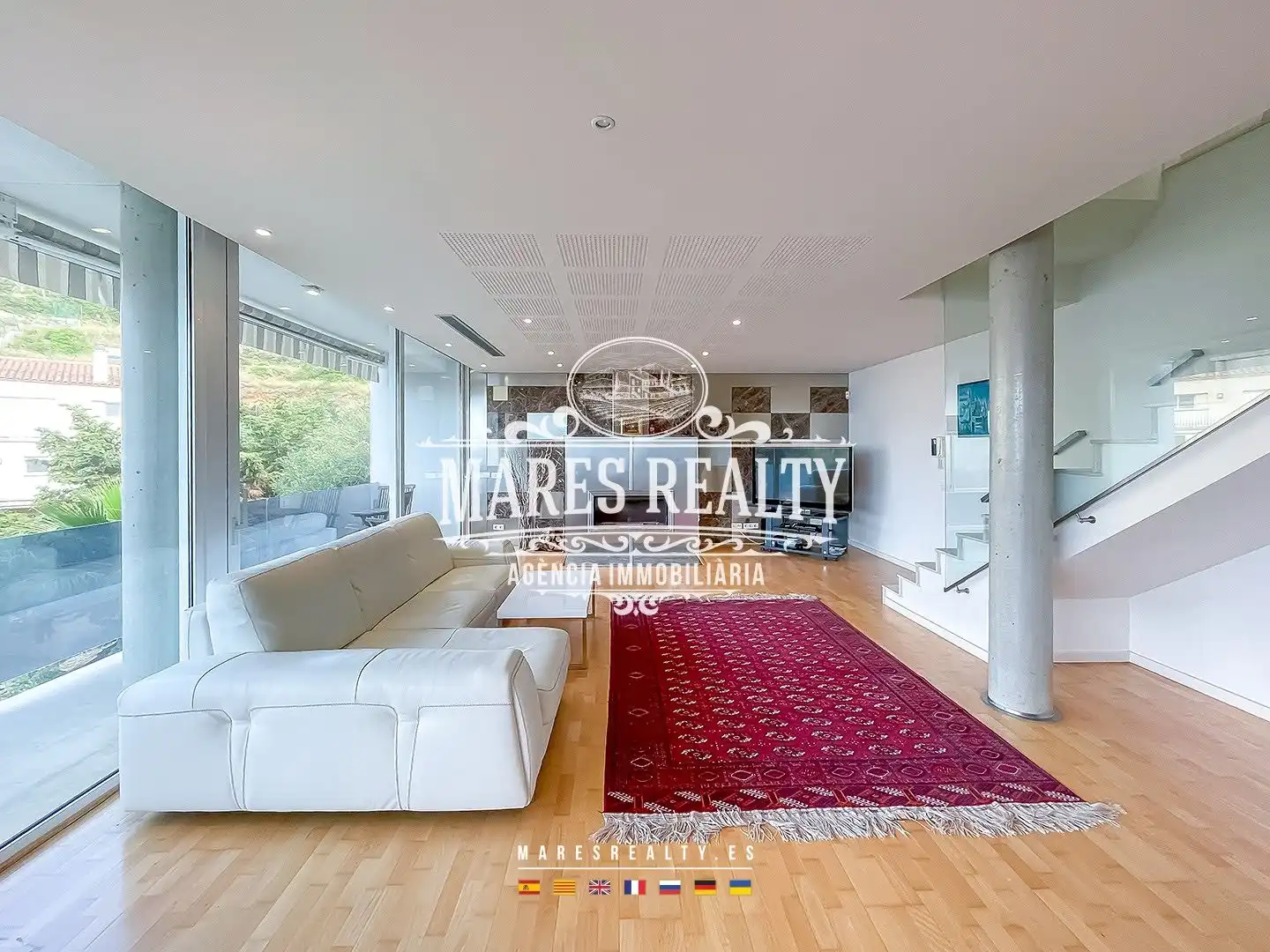 Sala d'estar de Casa o xalet en venda en Lloret de Mar amb Aire condicionat, Calefacció i Jardí privat