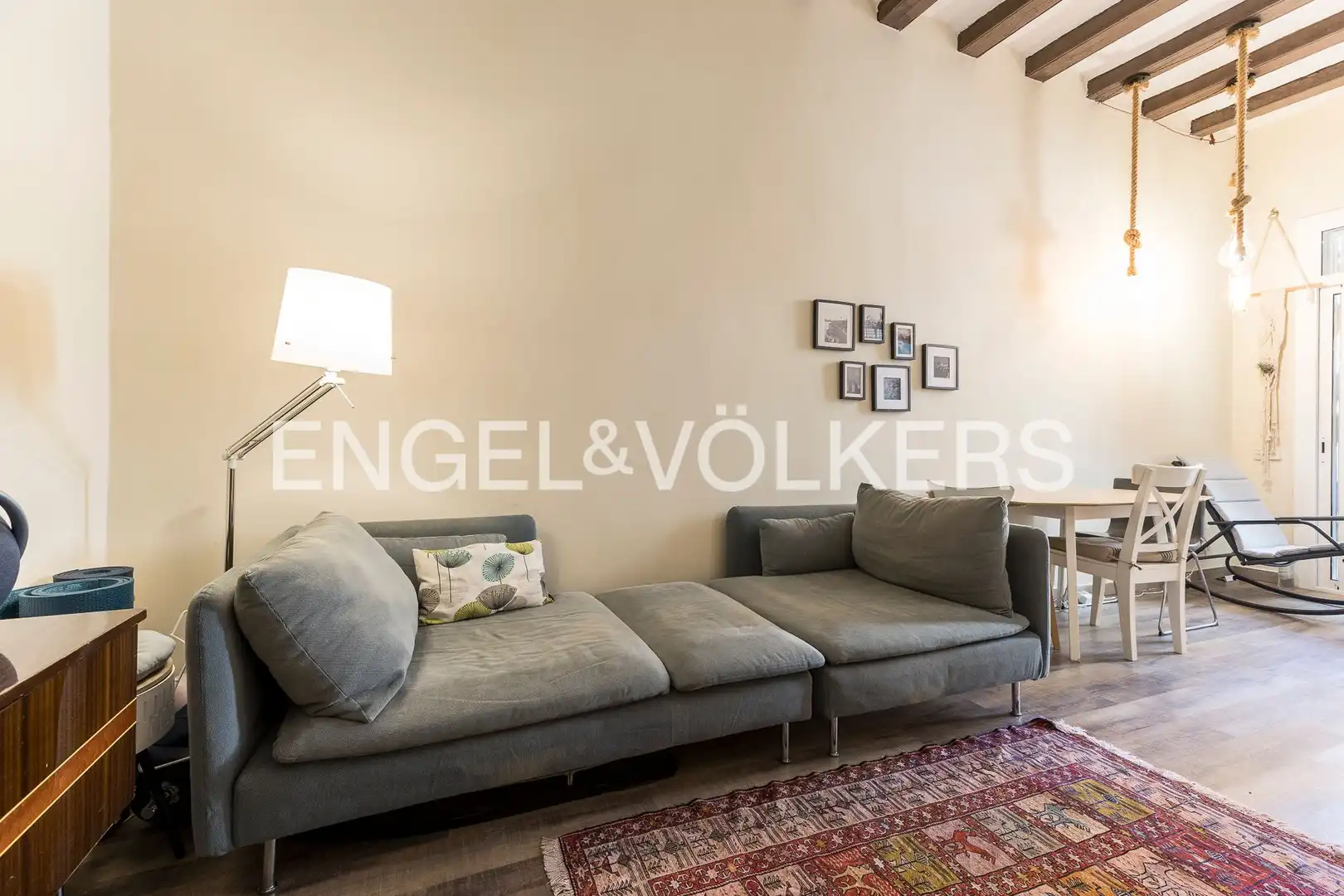 Wohnzimmer von Wohnung zum Verkauf in Barcelona mit Heizung und Terrasse
