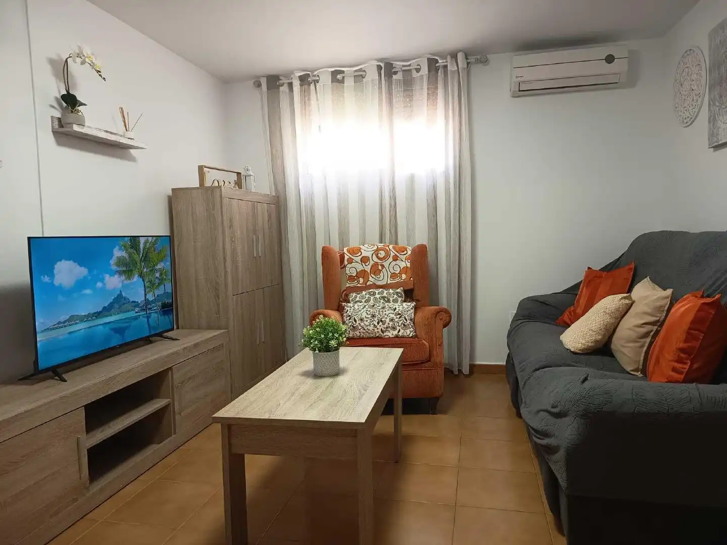 Sala de estar de Planta baja en venta en Rota