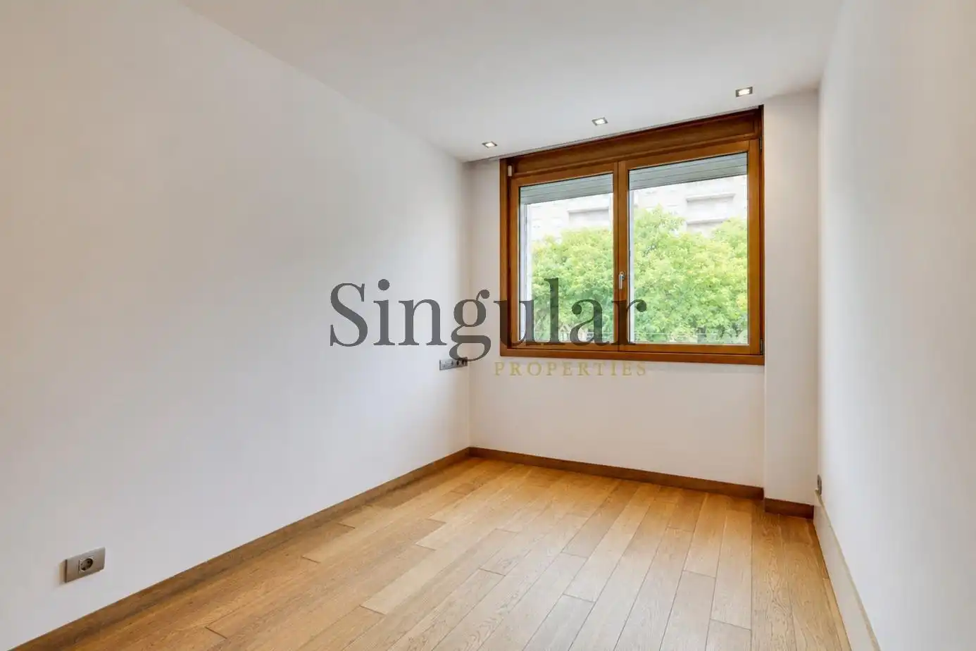 Habitación de Piso en venta en Barcelona con Aire acondicionado, Calefacción y Terraza