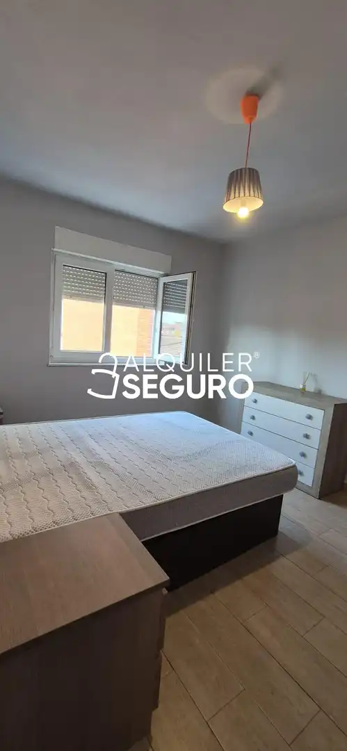 Bedroom of Flat for rent in Gijón 