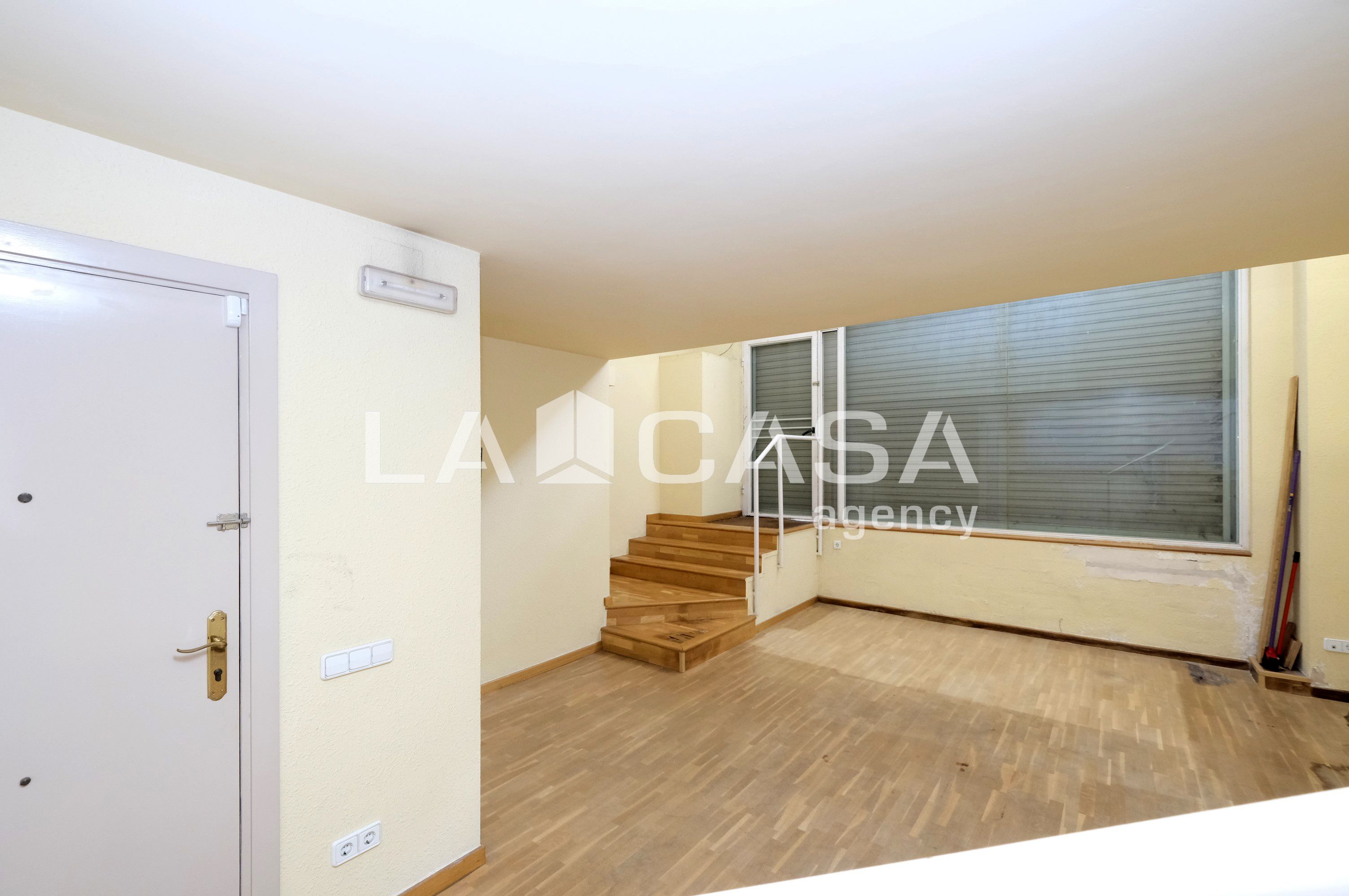 Premises for sale in  Barcelona Capital