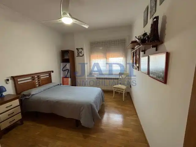 Chalet con piscina en venta en Valdepeñas, imagen 9