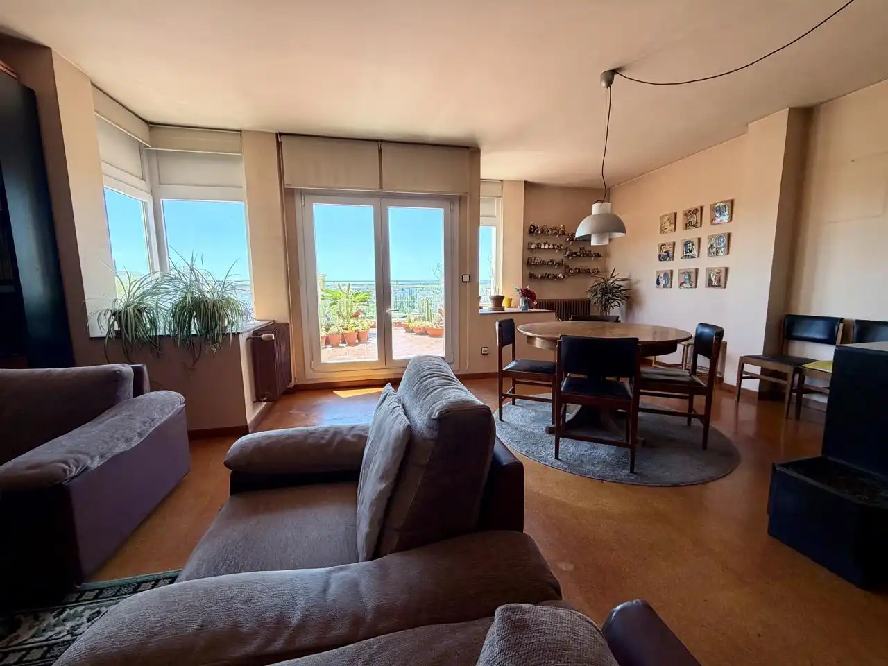 Sala d'estar de Dúplex de lloguer en Girona amb Aire condicionat, Calefacció i Terrassa