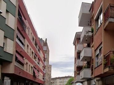 Pis amb ascensor en venda a ORIENT-STA EUGENIA