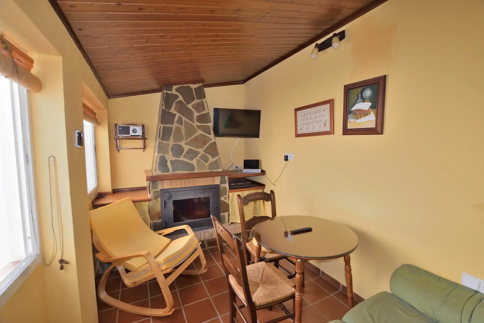 Sala de estar de Dúplex en venta en El Gastor con Terraza, Trastero y Horno