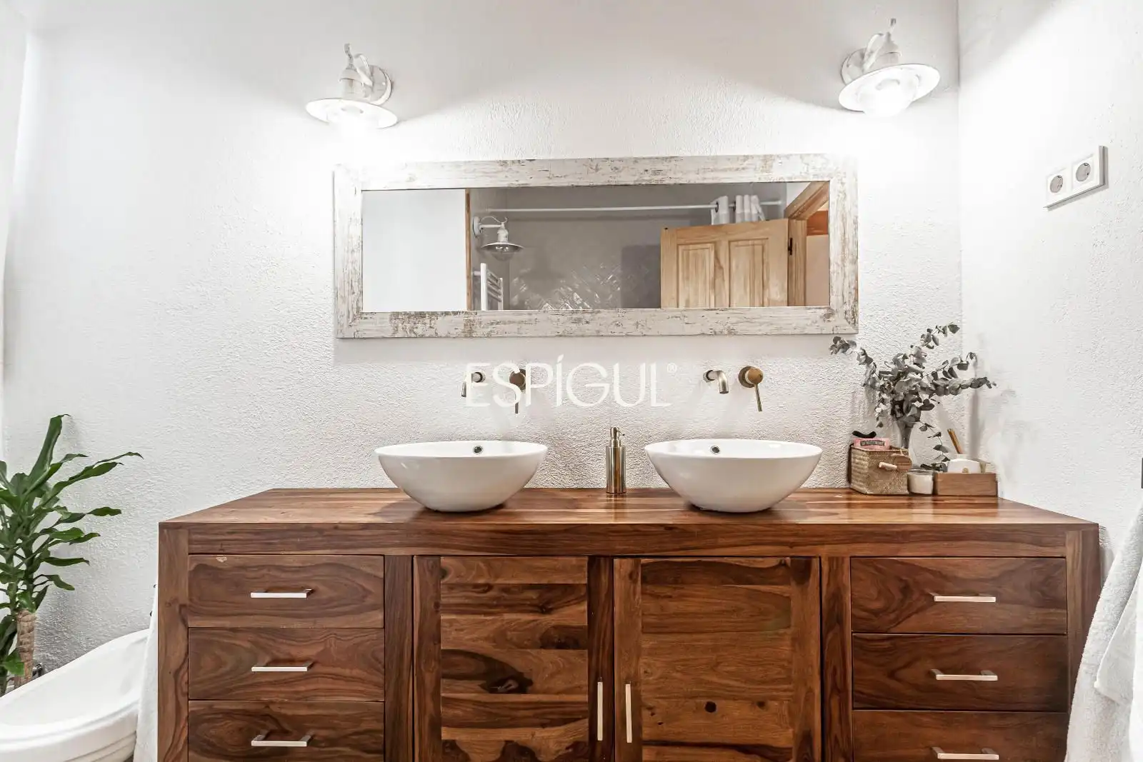 Badezimmer von Dachboden zum Verkauf in Madrid mit Klimaanlage, Heizung und Parkett