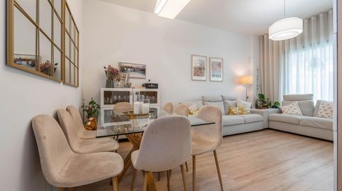Foto 3 de Piso en venta en Calle de la Actriz Fabiana Laura, 25, Rosaleda - Juventud, Granada Capital