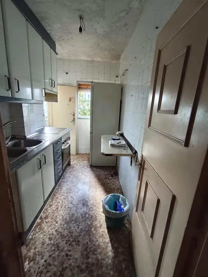 Cocina de Piso en venta en Madrid con Calefacción y Alarma