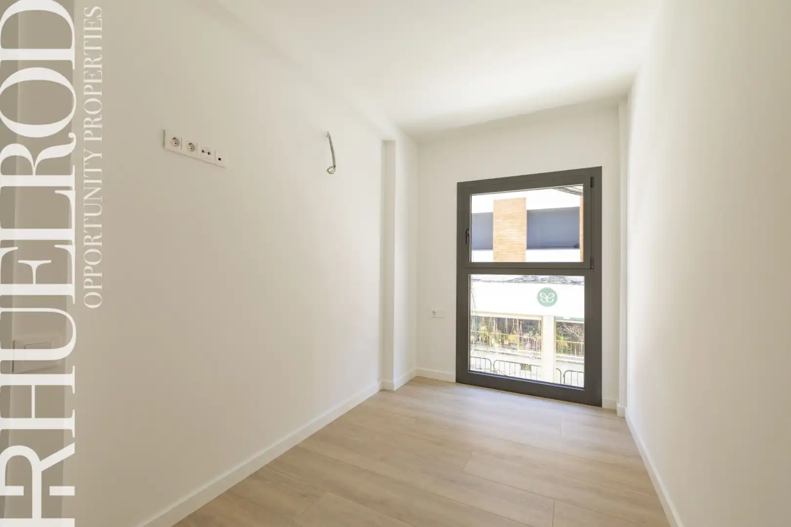 Schlafzimmer von Maisonette zum Verkauf in Badalona mit Klimaanlage, Heizung und Parkett