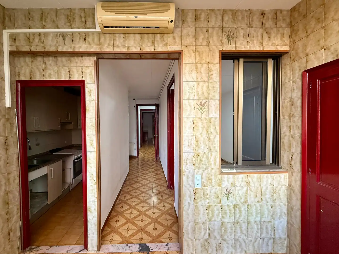 Piso en venta en Barcelona con Aire acondicionado, Calefacción y Balcón