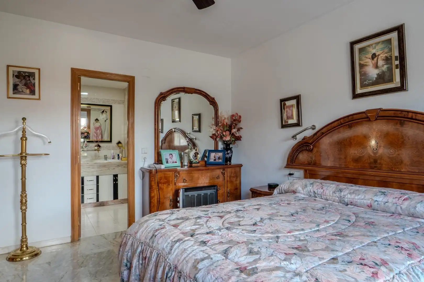Bedroom of Detached homes for sale in Córdoba  with Private garden, Terrace and Storage room