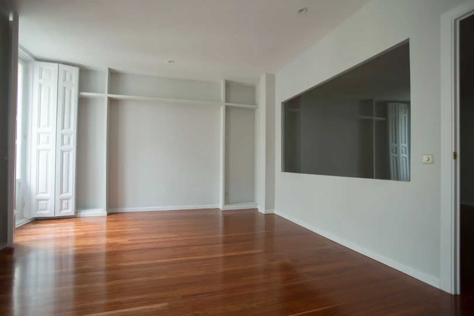 Living room of Flat for rent in Madrid  with Air Conditioner, Heating and Parquet flooring