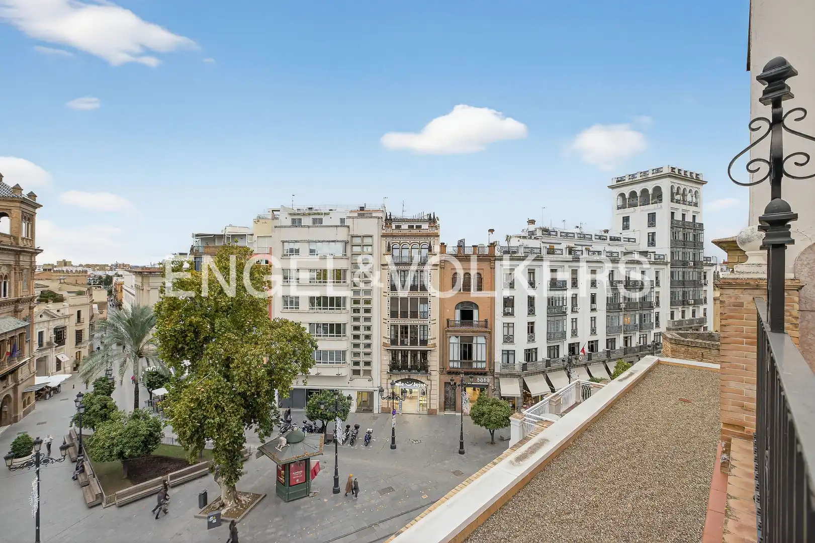 Vista exterior de Casa o chalet en venta en Sevilla con Aire acondicionado, Calefacción y Parquet
