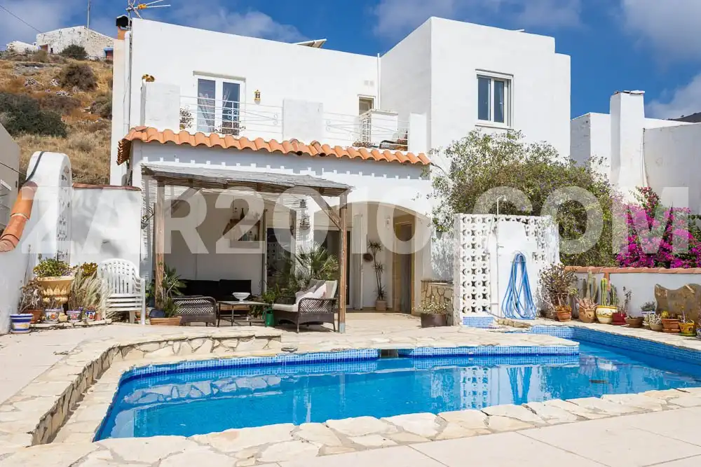 Chalet con piscina en venta en Barriada El Sopalmo