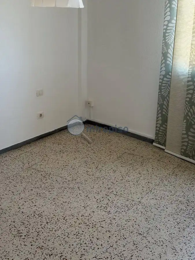 Piso de alquiler en Tincer