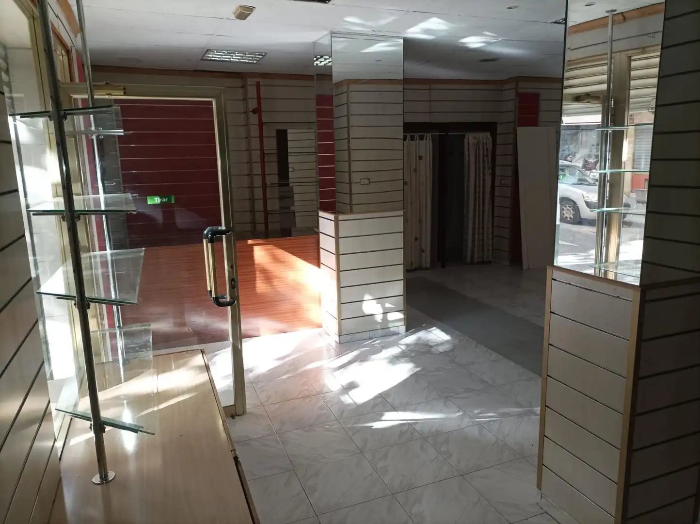 Commercial properties for rent in Granada  with Air Conditioner