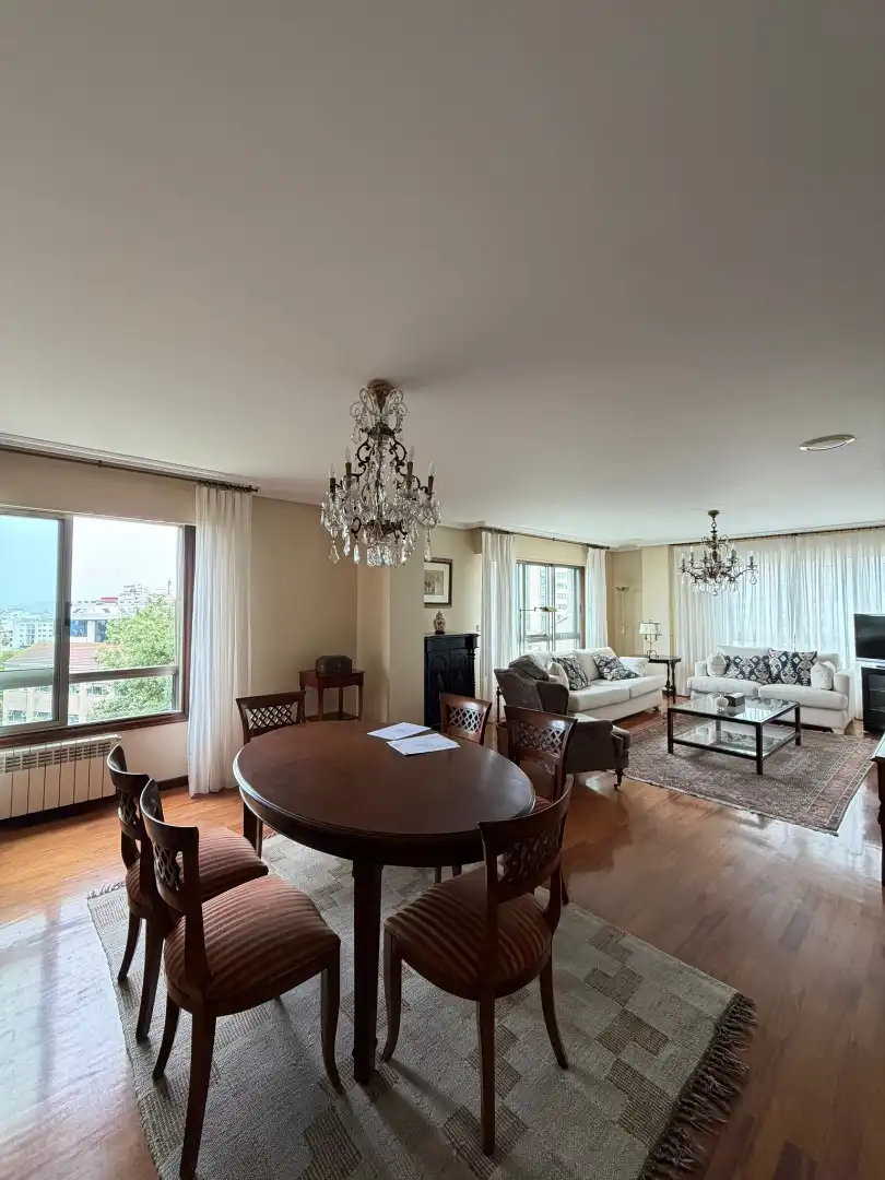 Comedor de Piso en venta en A Coruña Capital  con Calefacción, Parquet y Trastero