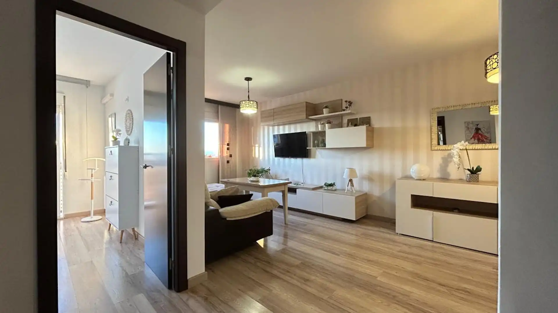 Pis de lloguer a C. Álamos, Residencial Triana - Barrio Alto