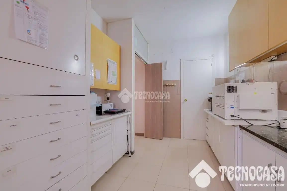 Flat with terrace for sale in Centre, imagen 30