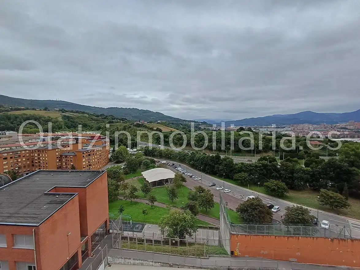 Exterior view of Flat for sale in Bilbao   with Heating, Terrace and Balcony