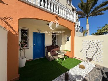 Adosado con piscina en venta en JUAN CARLOS PRIMERO