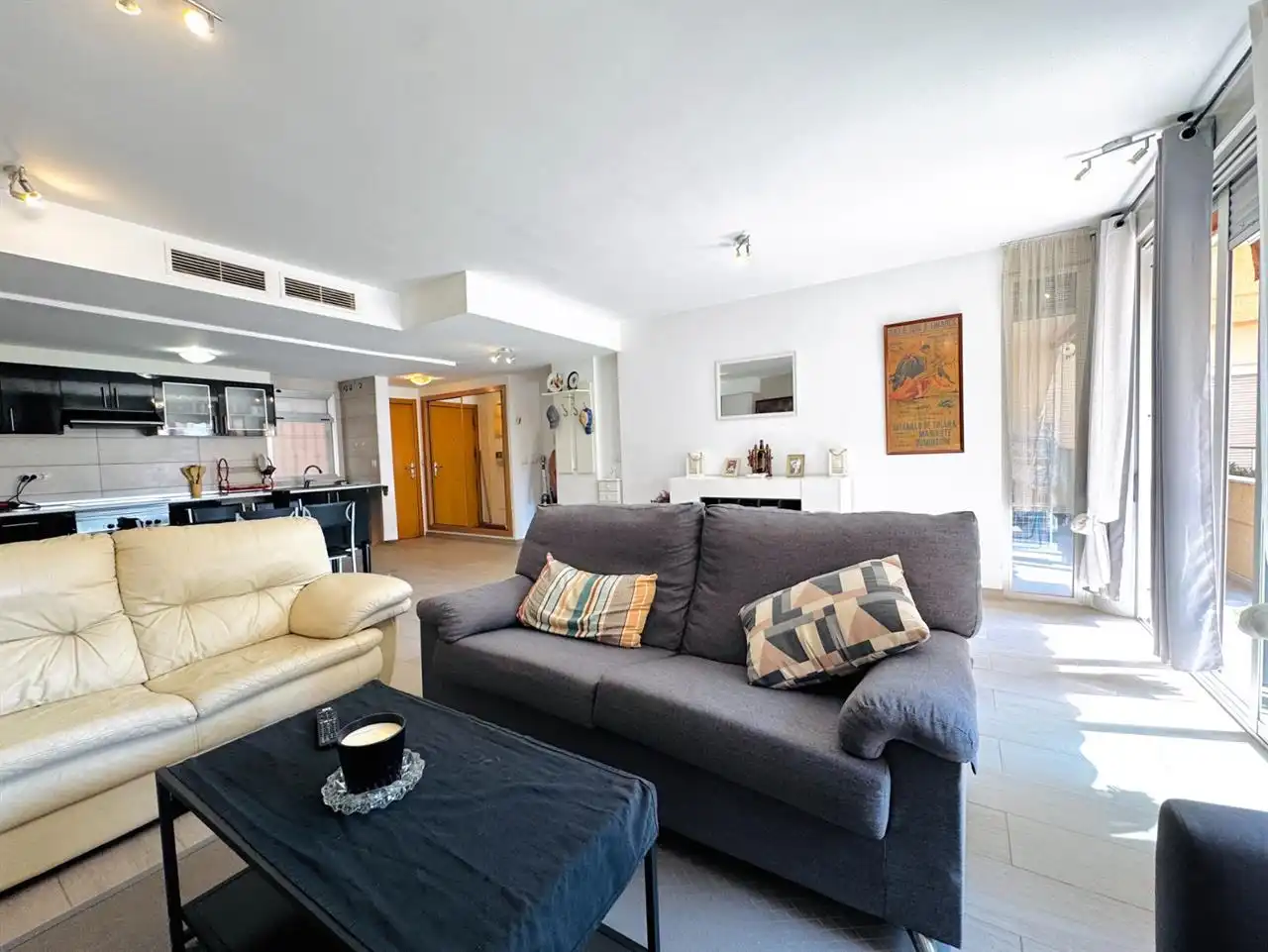 Sala de estar de Piso en venta en Villajoyosa / La Vila Joiosa con Aire acondicionado y Terraza