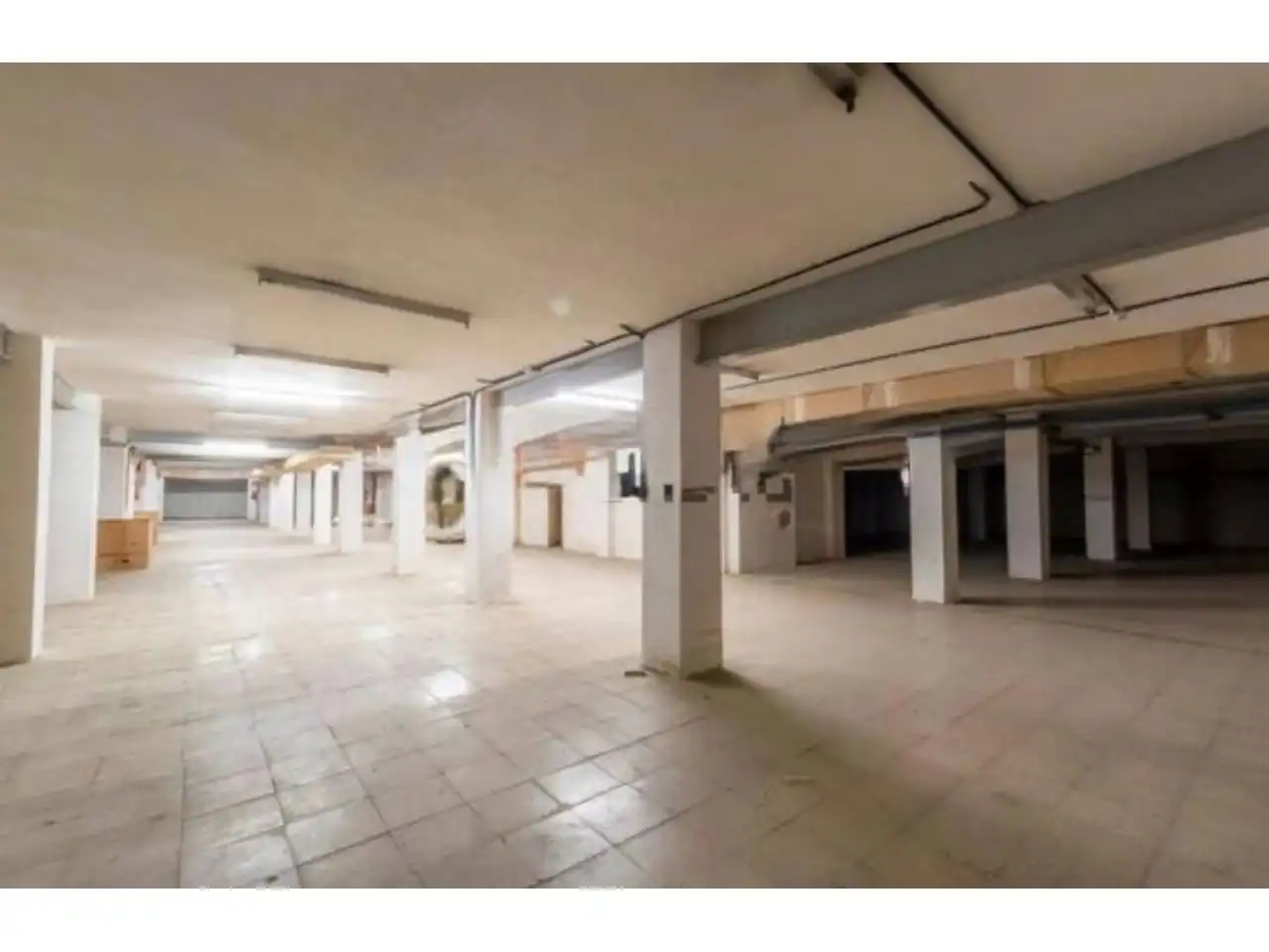 Business premises for sale in Hostal, imagen 42