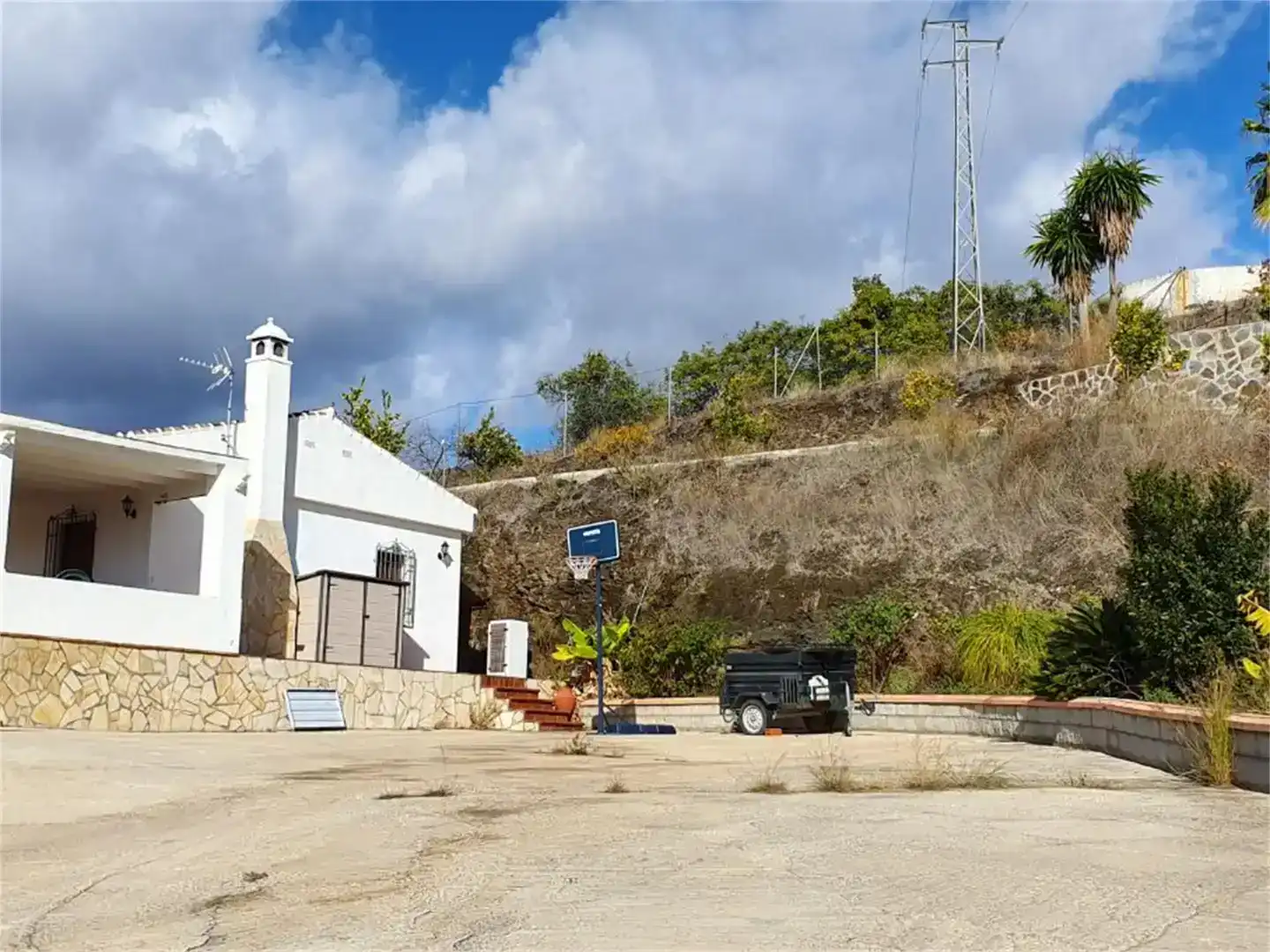 Vista exterior de Finca rústica en venda en Frigiliana amb Piscina