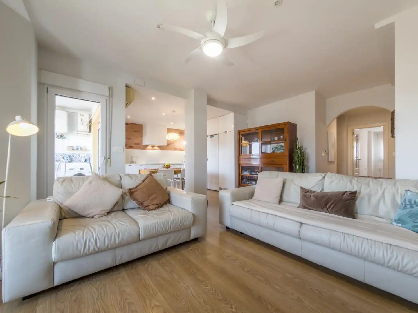 Living room of Flat for sale in Churriana de la Vega  with Air Conditioner, Heating and Terrace