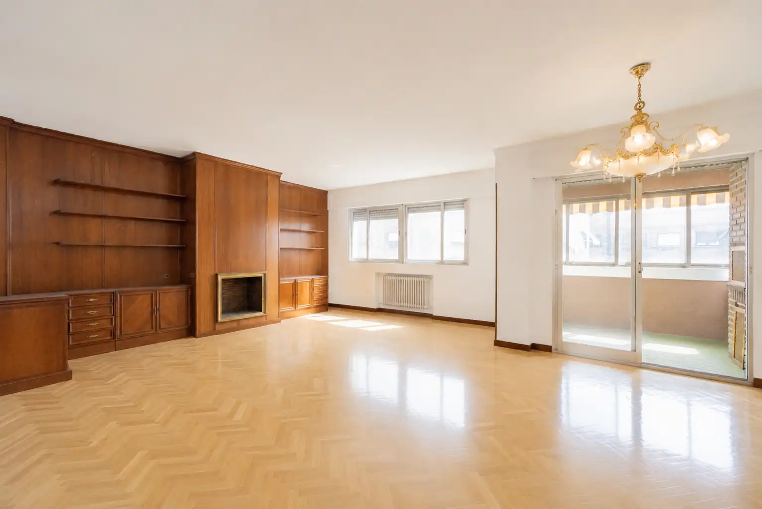 Living room of Attic for sale in Pozuelo de Alarcón  with Air Conditioner, Heating and Terrace