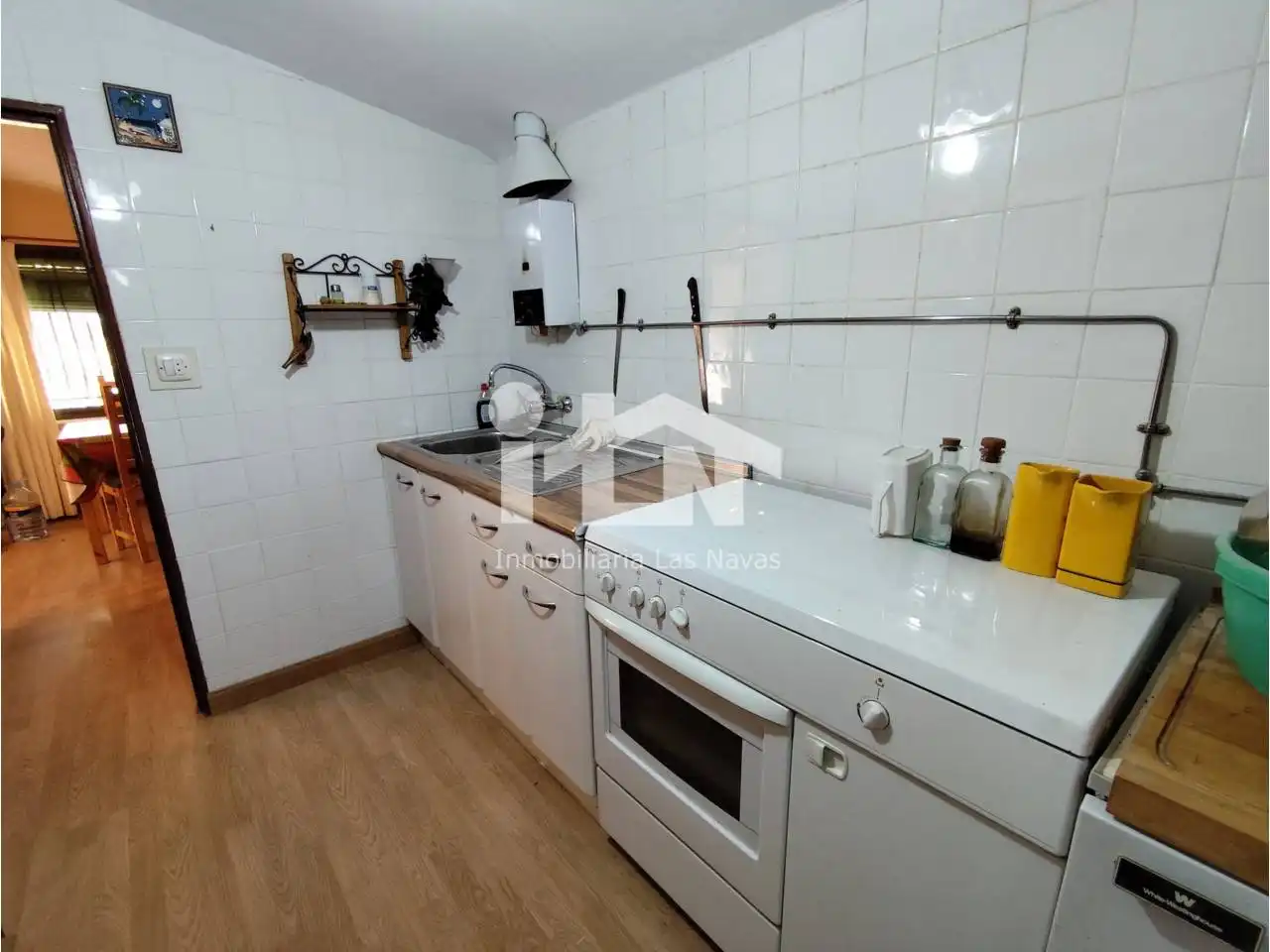 Cocina de Casa o chalet en venta en Navalperal de Pinares con Calefacción, Jardín privado y Terraza
