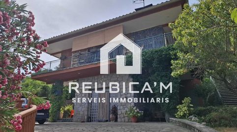 Casa con dos viviendas independientes y múltiples posibilidades