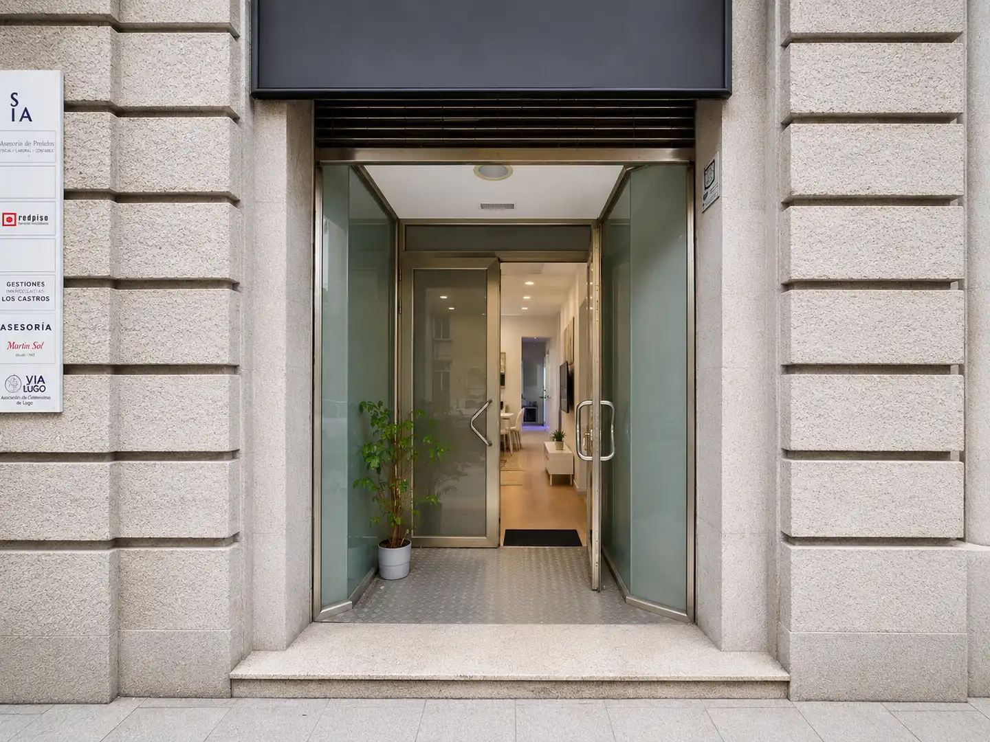 Apartament en venda en Vigo  amb Moblat, Forn i Microones
