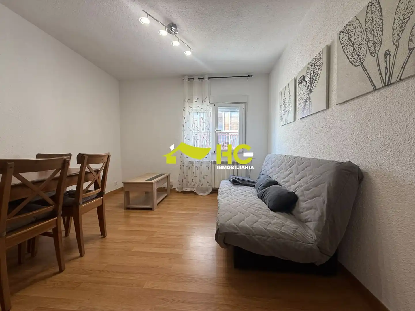 Living room of Flat for rent in Villaviciosa de Odón  with Air Conditioner, Heating and Furnished