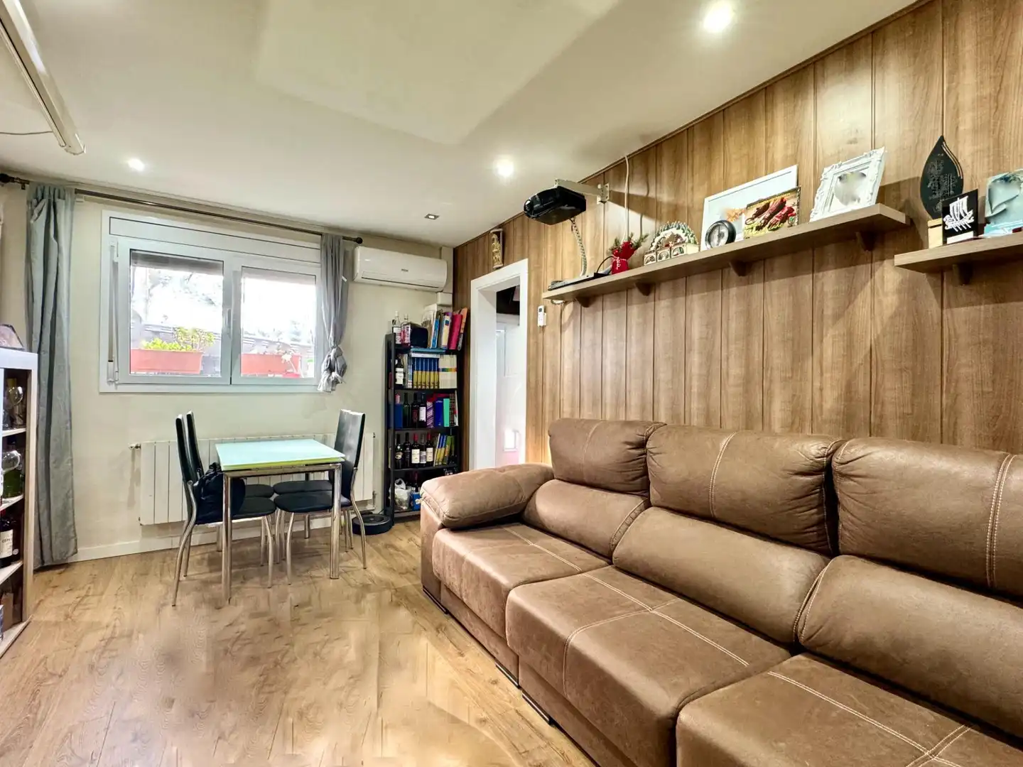 Living room of Houses for sale in Rubí  with Air Conditioner, Heating and Private garden